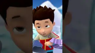How many pups does it take to build a snowman? ⛄ #PAWPatrol #Shorts