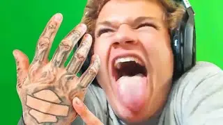 Jynxzi Funniest Clips of August 2023