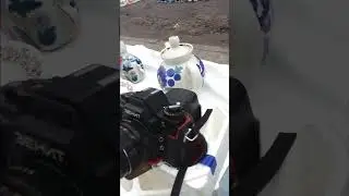 Зеркальный фотоаппарат Зенит - фототехника из прошлого века на барахолке