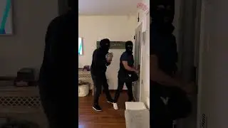 Когда нет денег на охранную сигнализацию🔔😂