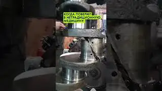 Как он открыл эту баночку?😱