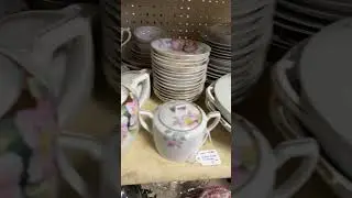 Зашла в Антикварный магазин и ахнула #антиквариат #антиквариатизевропы #посуда #фарфор #секондхенд