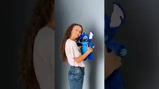 She’s touching me!💙 Lilo & Stitch🩵 Crochet toy. Стіч гачком із плюшевої пряжі