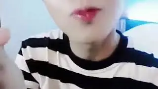 Jihoon kissing the screen