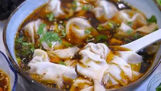 Easy Hot and Sour Wonton Soup (酸汤馄饨)