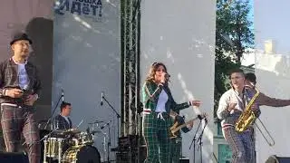 Ленинградский рок-н-ролл- Шоу-оркестр STREET BAND, Александр Котенко и Анна Смолькова