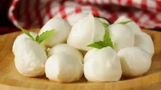 Моццарелла ПОЛЕЗНАЯ ДЛЯ