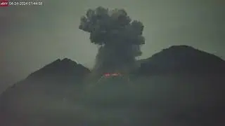 Apr 23, 2024: Glowing Lava Shoots into the Air at Semeru Volcano, Indonesia