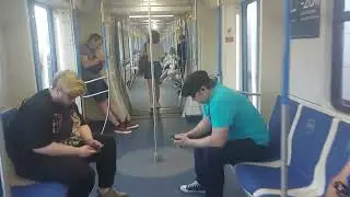 Прогулка по вагонам метро на Филёвской линии Московского Метрополитена (24.06.22)