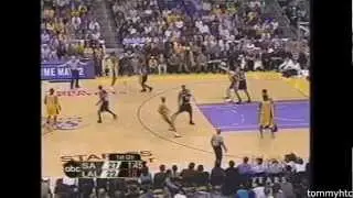 Bill Walton on Ginobili's horribly missed shot: 