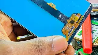 How to change Phone Screen Perfectly without touching itself ✅