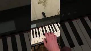 КАК ВЫГЛЯДИТ МАЖОРНОЕ ТРЕЗВУЧИЕ НА ФОРТЕПИАНО