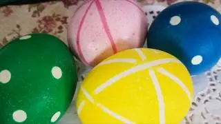 Как покрасить яйца на Пасху: 2 простых способа