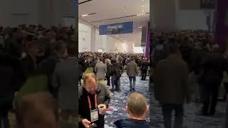 Lines, Lines, Everywhere Lines; CES Is Back