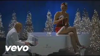 Miley Cyrus - Silent Night (A Very Murray Christmas - Netflix)