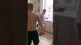 Безумный Паша выгнал ИРИШКУ #best7x7 #иришкачикипики #олегмонгол #пашабезумный