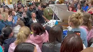 Рідна мати моя пролунала в центрі Відня: на роялі грав ЄВГЕН ХМАРА