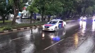 detik detik Komvoi mobil Presiden RI JOKOWI dan perdana mentri Jepang di jln. Padjajaran 20/10/20