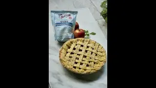 Apple Pie🍎🥧collab w/Bob's Red Mill so delicious! Complete recipe on insta @maribelriojast #shorts