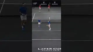 AMAZING doubles rally! 😱