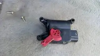 Fix Potentiometer/Actuator for Temperature Flap: Left (G220)