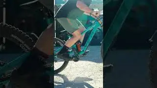 Richie Rude Bottoming Out Prototype Yeti DH Bike 💣💥