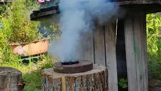 Что будет, если ударить молотком по аккумулятору?