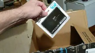 Amazon Fulfillment Center puts small SSD drive in large box