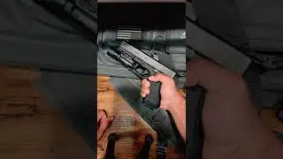 Glock 17 Gen 4 with Surefire X300 Ultra - A Weapon Light!