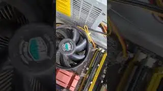 Встречали такое на материнских платах 775 сокет?