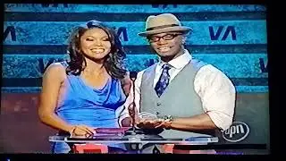 VIBE AWARDS (2004) - LLCool J & Tyra Banks host ..... (Alisha Keys wins AWARD)