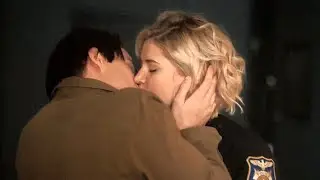Hot Kissing Girls | Kiss Scene - Jake Manley and Sarah Grey