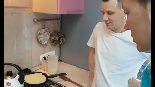 Всей семьёй пекли блины Рассказываю про обучение..