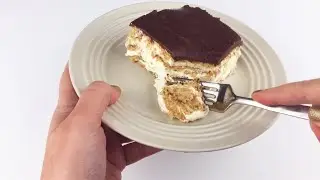 Easy Chocolate Eclair Cake Recipe