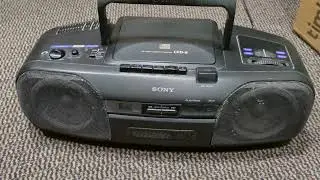 Sony CFD-8. Магнитола, спасённая от помойки.