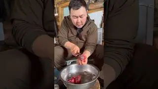 Northern delicacy. Deer kidneys / Северный деликатес. Почки оленя Pandasakha Yakutia❄️
