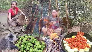 Skills catch fish in the mud, Cooking duck egg, Fig fruit with Hot salt chili +5 Video