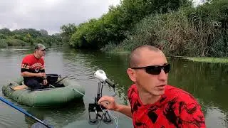 Лодка, речка, август, сом.