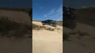 Ford Explorer 5, преодоление горки с диагональными вывешиваниями