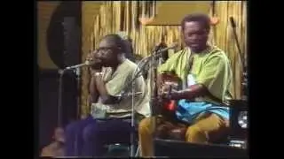 Sonny Doin' His Thing  -  Sonny Terry and Brownie McGhee