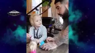Тимати с дочкой учат английский с репетитором. #4