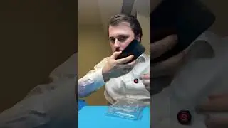 Нарциссичный ушлёпок меняет дисплей на iPhone 14 Pro Max на оригинал для авторизов. И снова все ваху