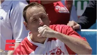 Joey Chestnut eats 71 hot dogs to win Nathan’s Hot Dog Eating Contest for 12th time | ESPN