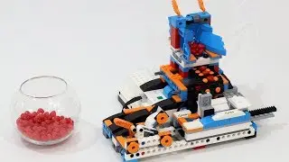 LEGO Cinnamon Hearts Candy Catapult