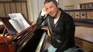Можно ли читать во время занятий на фортепиано?🤔