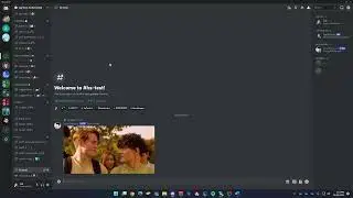 I made a Heartstopper discord bot!