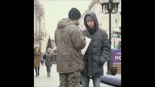 ШОК: Военкомат забирает парней прямо на улице! Не все понимают что происходит прунк.