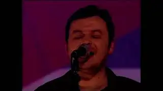 Manic Street Preachers - Found That Soul - Top Of The Pops - Friday 9 February 2001