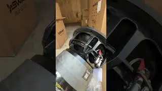 Настоящие ХУЛИГАНЫ ТОЛЬКО В КОМПАНИИ r2v!!! Парни фулл КАРБОН 12-ка, просто лють!!!