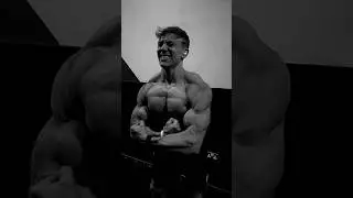 Young Bodybuilding Posing Practice Fitness Model Chest Pump William Scott Styrke Studio